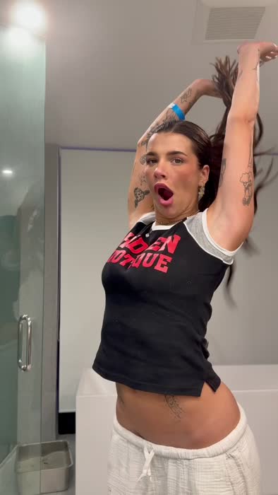 4de77c5308a09fcae4486595569d08183321b929eaeffb5e1793e8e88281960a thumbnail
