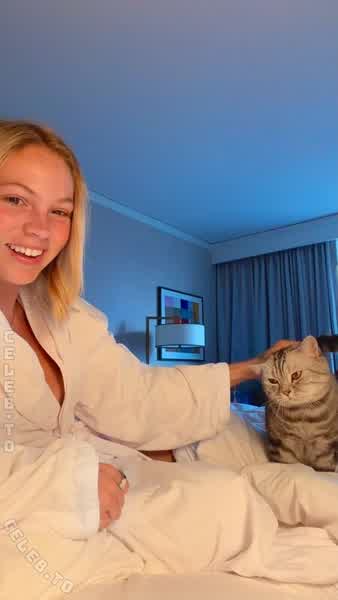 e014af77799b4c9cc4d4ed2233c0886605cf319b0eab1d0dfb1015a16b55d45a thumbnail